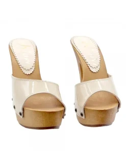 ZOCCOLI VERNICE BEIGE CON...